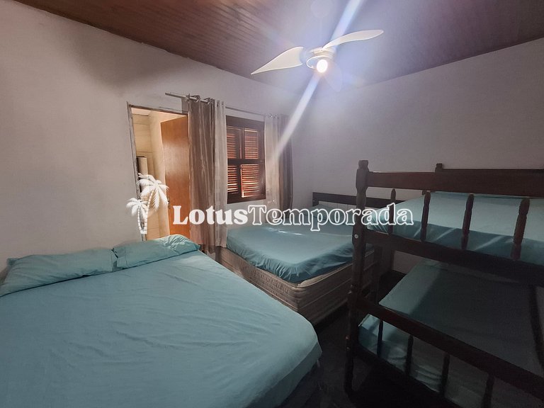 Chácara p/ 30 Pessoas: 05 dorms e piscina aquecida LT0011