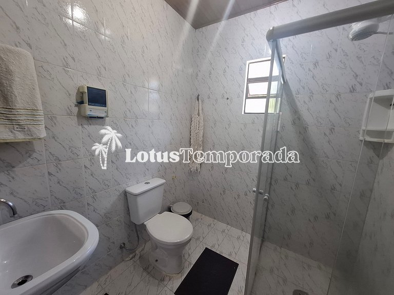 Chácara p/ 30 Pessoas: 05 dorms e piscina aquecida LT0011