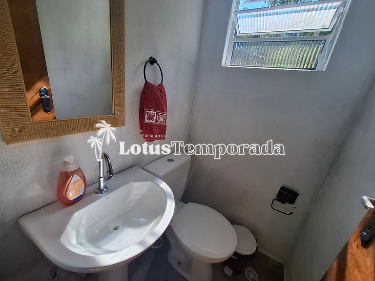 Chácara p/ 30 Pessoas: 05 dorms e piscina aquecida LT0011