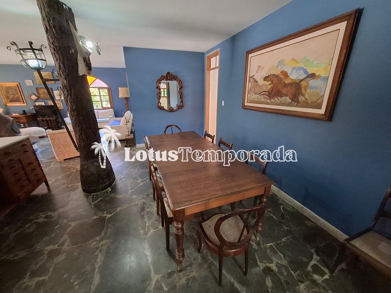 Sítio com piscina, muito conforto e lazer LT0033