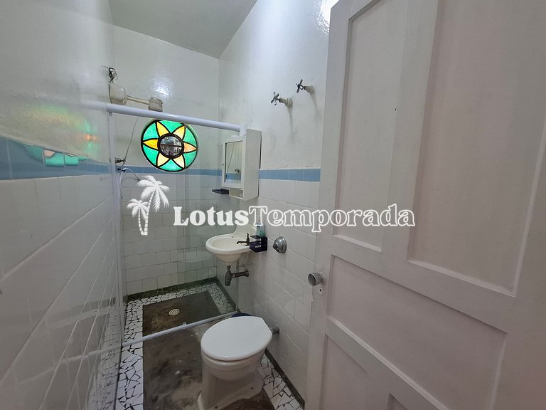 Sítio com piscina, muito conforto e lazer LT0033
