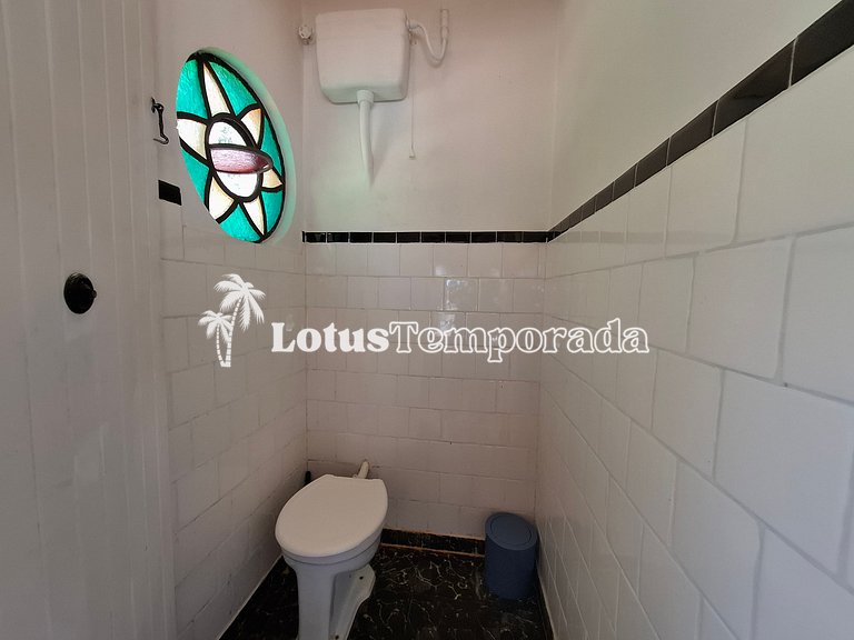 Sítio com piscina, muito conforto e lazer LT0033