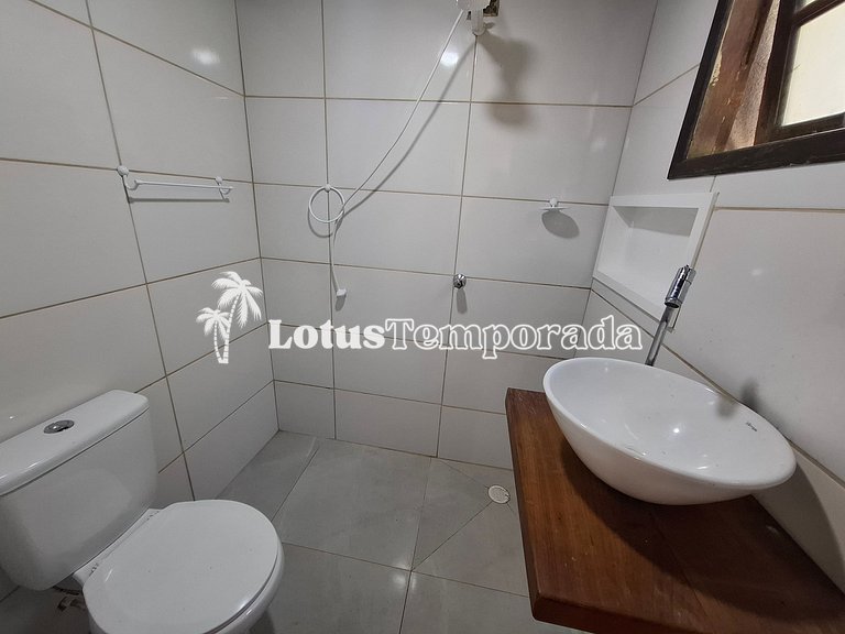 Chácara com piscina, campo e área gourmet LT0072