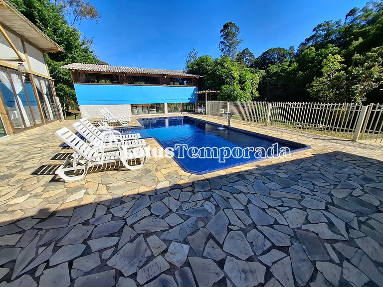 Sítio p/ Casamentos: 2 Salões, Lagos e Chalé Noivos LT0021