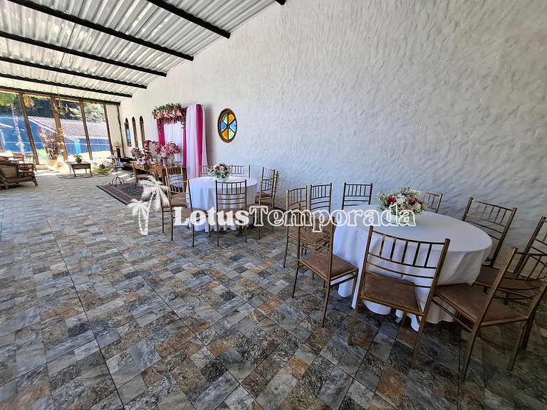 Sítio p/ Casamentos: 2 Salões, Lagos e Chalé Noivos LT0021