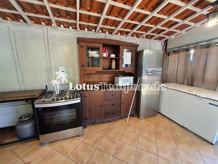 Sítio p/ Casamentos: 2 Salões, Lagos e Chalé Noivos LT0021