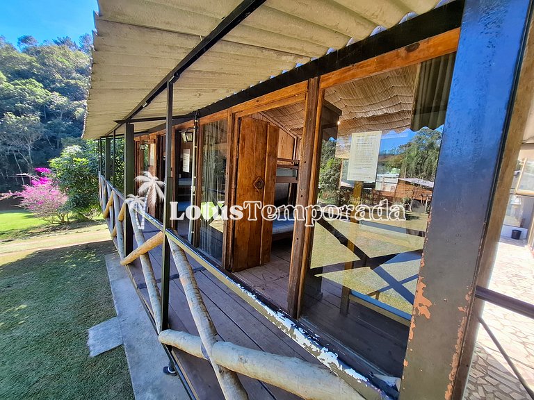 Sítio p/ Casamentos: 2 Salões, Lagos e Chalé Noivos LT0021