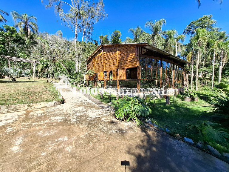 Sítio p/ Casamentos: 2 Salões, Lagos e Chalé Noivos LT0021