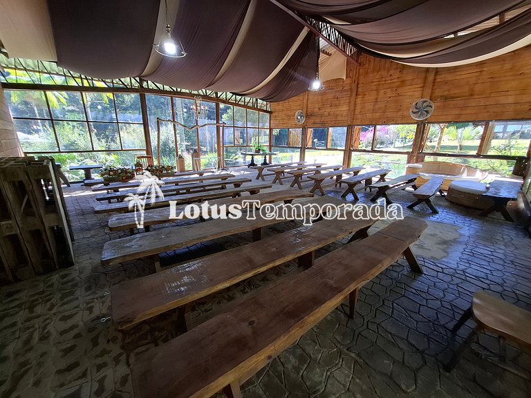 Sítio p/ Casamentos: 2 Salões, Lagos e Chalé Noivos LT0021