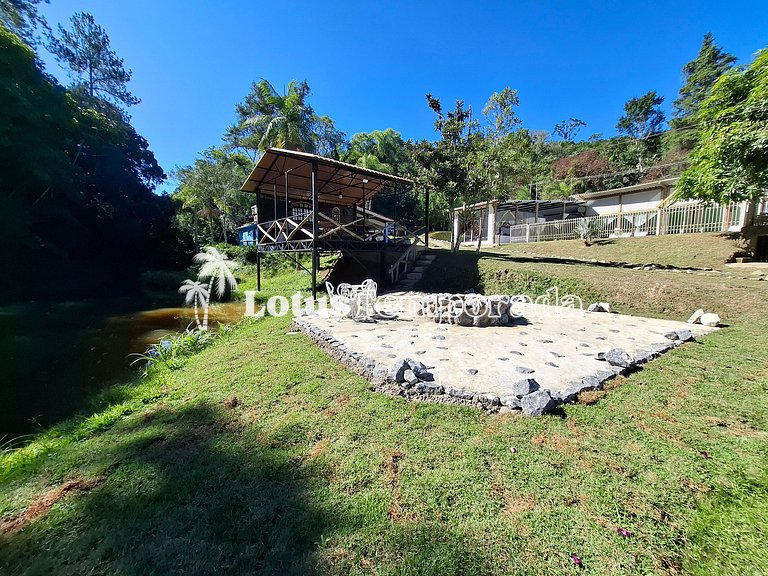 Sítio p/ Casamentos: 2 Salões, Lagos e Chalé Noivos LT0021