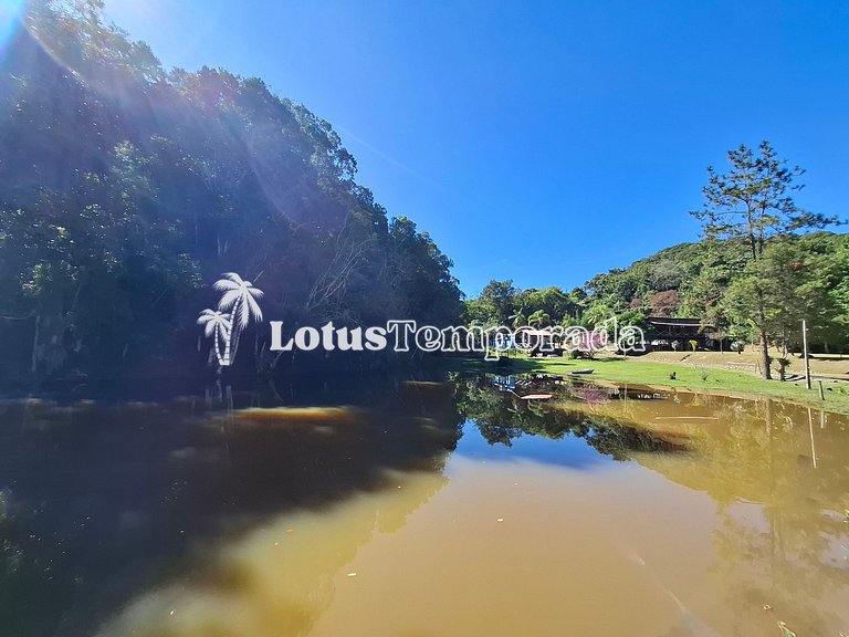 Sítio p/ Casamentos: 2 Salões, Lagos e Chalé Noivos LT0021