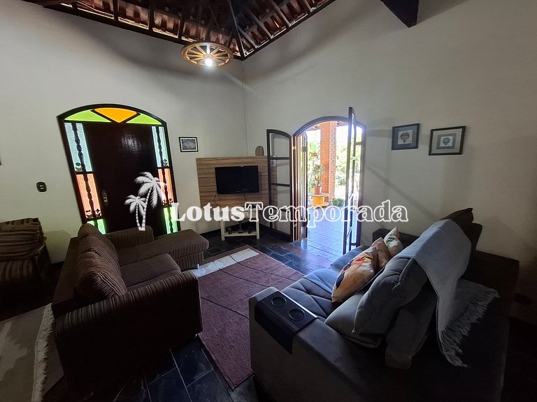 Sítio com piscina adulta e infantil e lareira LT0003