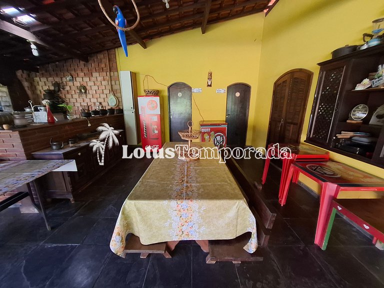 Sítio com piscina adulta e infantil e lareira LT0003