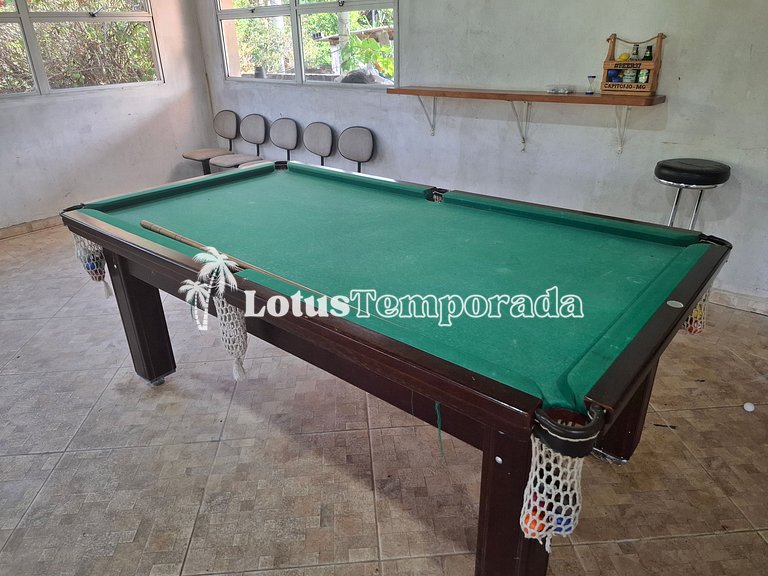 Chácara completa com lazer e fácil acesso LT0074