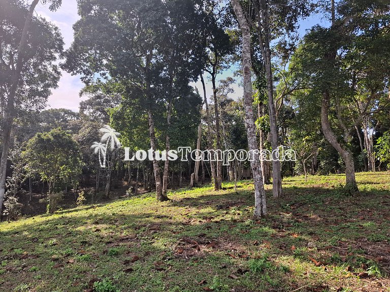 Chácara completa com lazer e fácil acesso LT0074