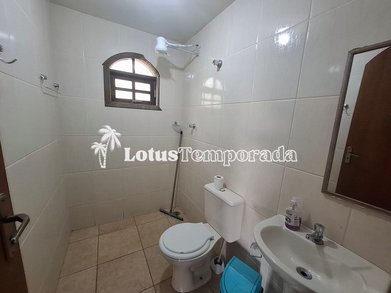 Chácara para eventos e casamentos com piscina e suítes LT073