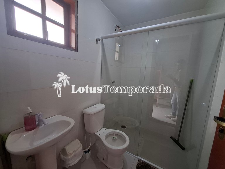 Chácara para eventos e casamentos com piscina e suítes LT073