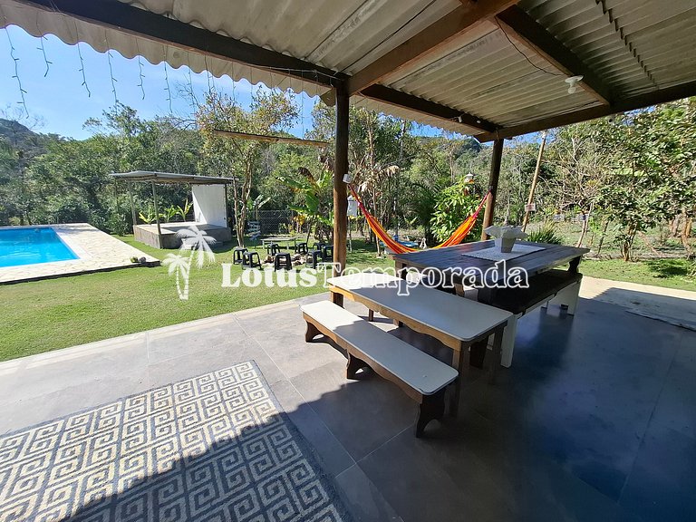 Chácara Completa com Piscina, Natureza e Muito Lazer LT0061