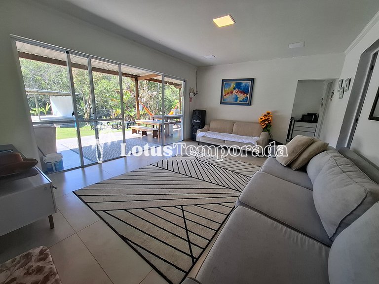 Chácara Completa com Piscina, Natureza e Muito Lazer LT0061