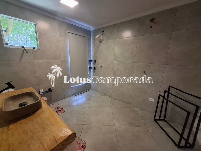 Chácara Completa com Piscina, Natureza e Muito Lazer LT0061