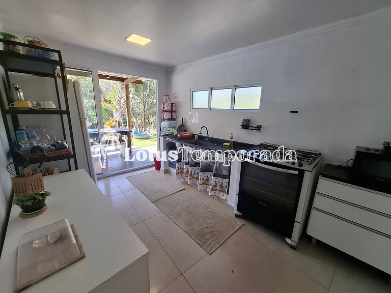 Chácara Completa com Piscina, Natureza e Muito Lazer LT0061