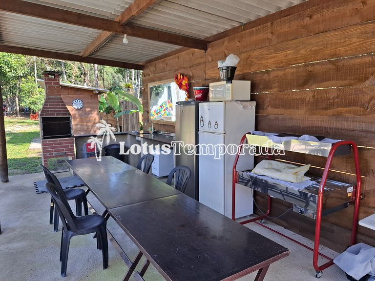 Chácara Completa com Piscina, Natureza e Muito Lazer LT0061