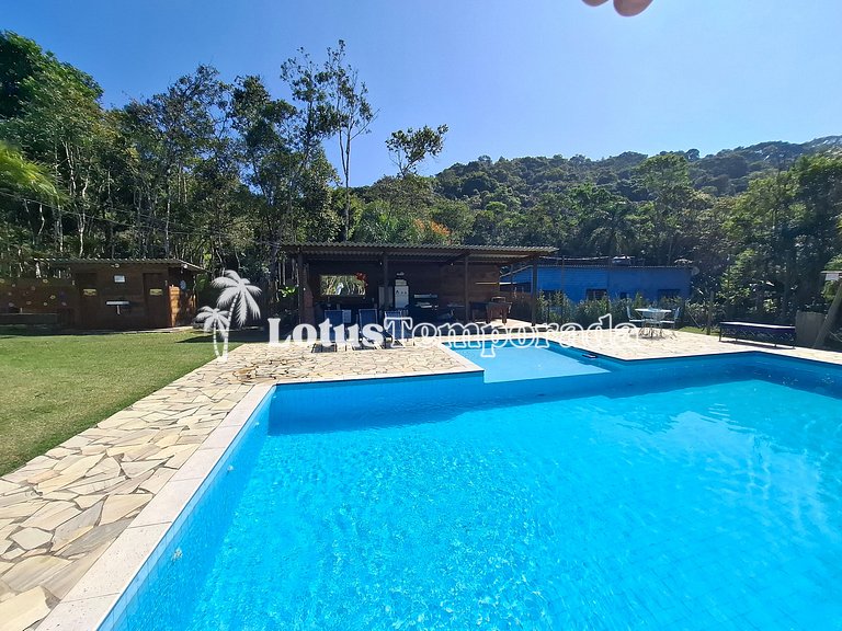 Chácara Completa com Piscina, Natureza e Muito Lazer LT0061