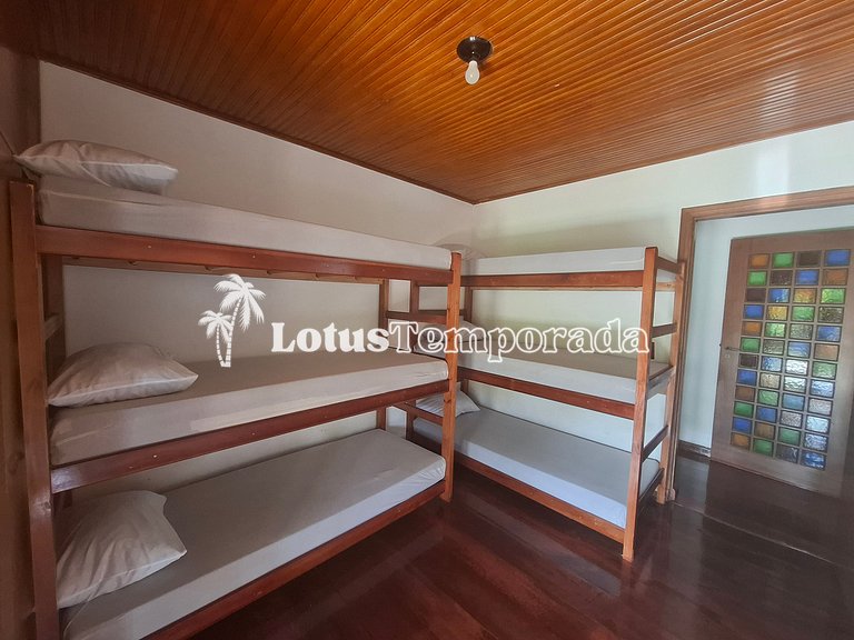 Sítio com 05 dormitórios, piscina aquecida e jogos LT0002