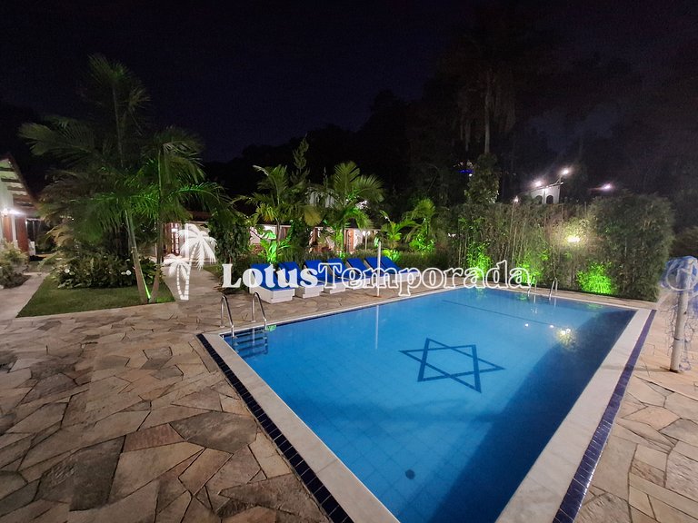 Sítio com piscina aquecida e salão de jogos LT0002