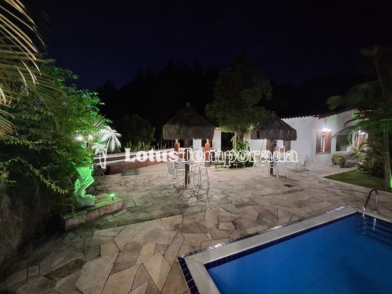 Sítio com piscina aquecida e salão de jogos LT0002