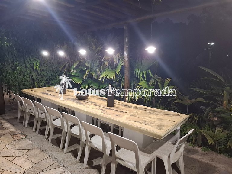 Sítio com piscina aquecida e salão de jogos LT0002
