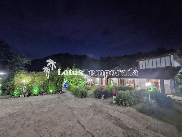 Sítio com piscina aquecida e salão de jogos LT0002