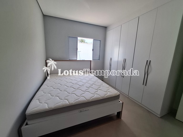 Casa na Represa em Atibaia com Piscina e Lazer LT0077