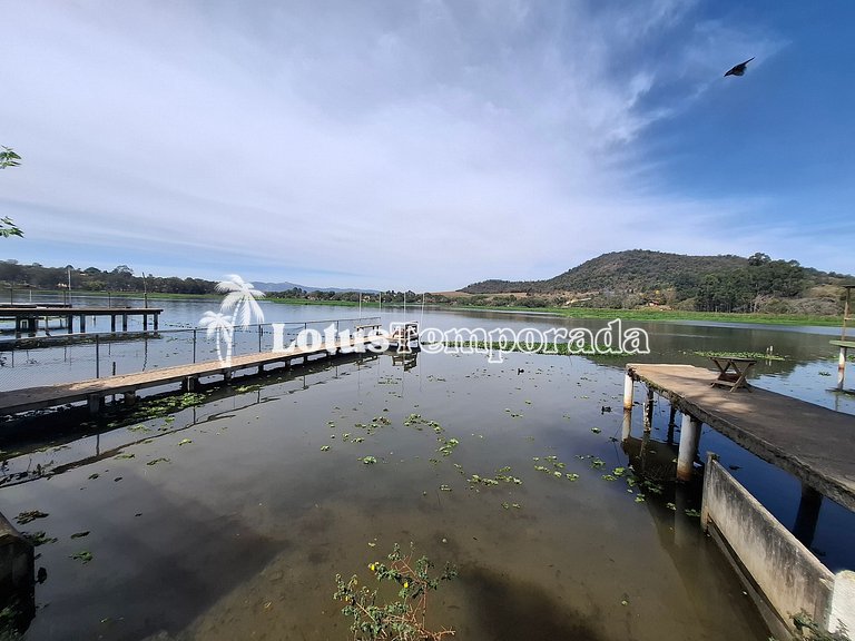 Casa na Represa em Atibaia com Piscina e Lazer LT0077