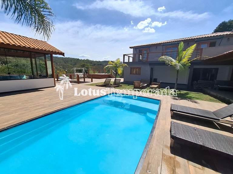 Chácara em Atibaia com Piscina e Jacuzzi em Cond. LT0078