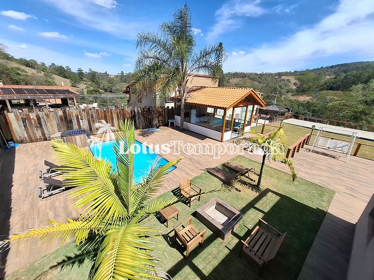 Chácara em Atibaia com Piscina e Jacuzzi em Cond. LT0078