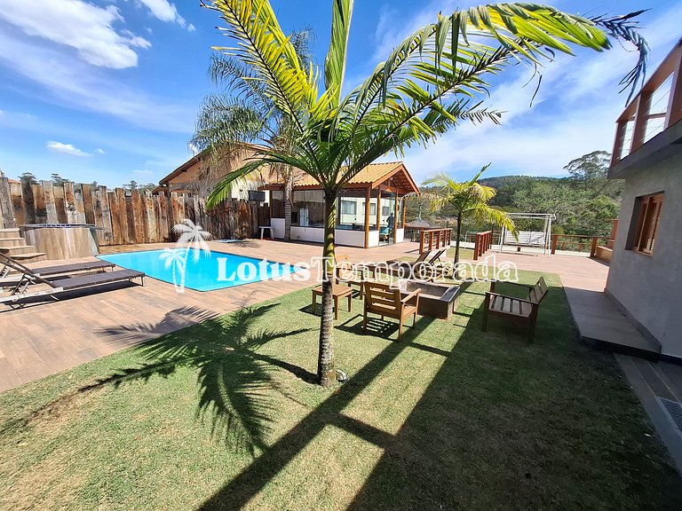 Chácara em Atibaia com Piscina e Jacuzzi em Cond. LT0078