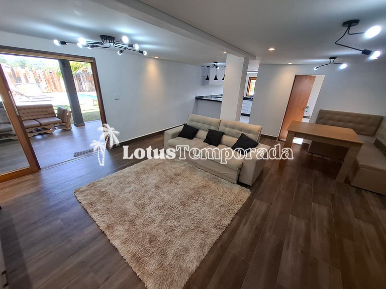 Chácara em Atibaia com Piscina e Jacuzzi em Cond. LT0078