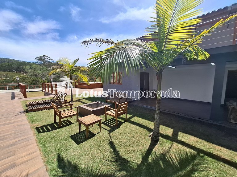 Chácara em Atibaia com Piscina e Jacuzzi em Cond. LT0078