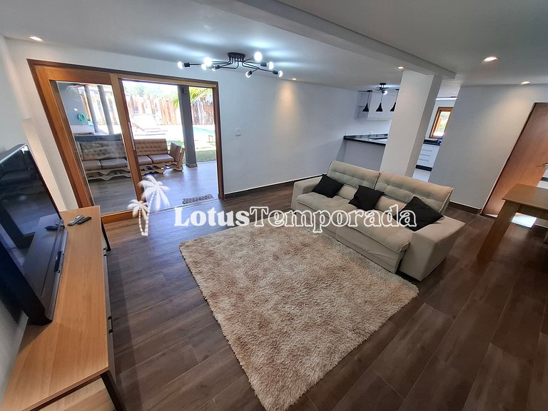 Chácara em Atibaia com Piscina e Jacuzzi em Cond. LT0078