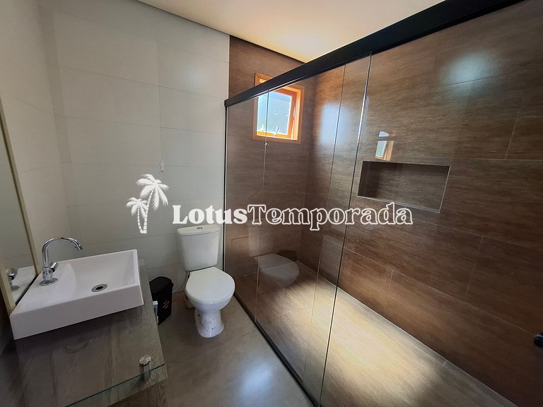 Chácara em Atibaia com Piscina e Jacuzzi em Cond. LT0078