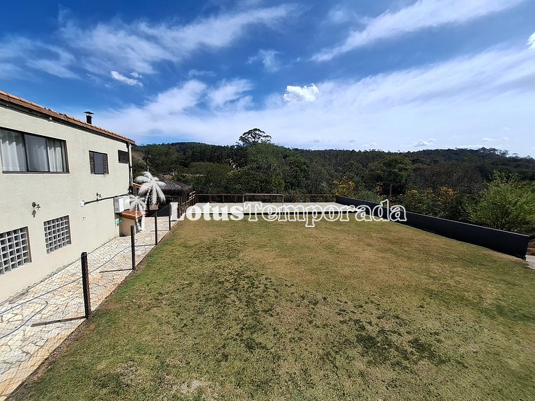 Chácara em Atibaia com Piscina e Jacuzzi em Cond. LT0078