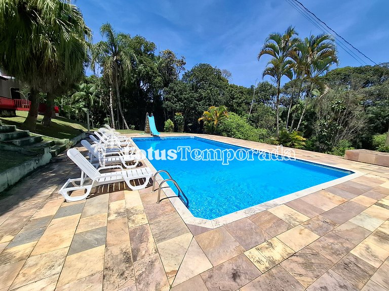 Sítio com quadra de Tênis a beira da Represa LT0054