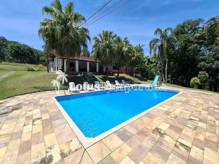 Sítio com quadra de Tênis a beira da Represa LT0054