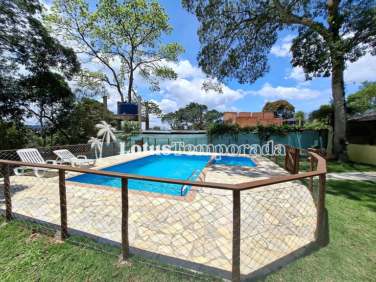 Chácara de temporada com piscina e Lazer LT0080