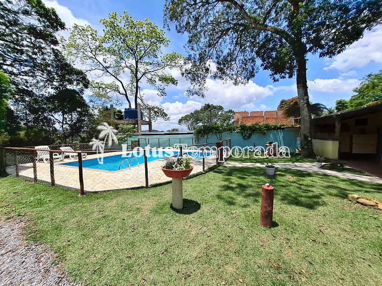 Chácara de temporada com piscina e Lazer LT0080