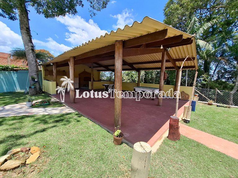 Chácara de temporada com piscina e Lazer LT0080