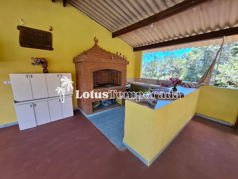 Chácara de temporada com piscina e Lazer LT0080