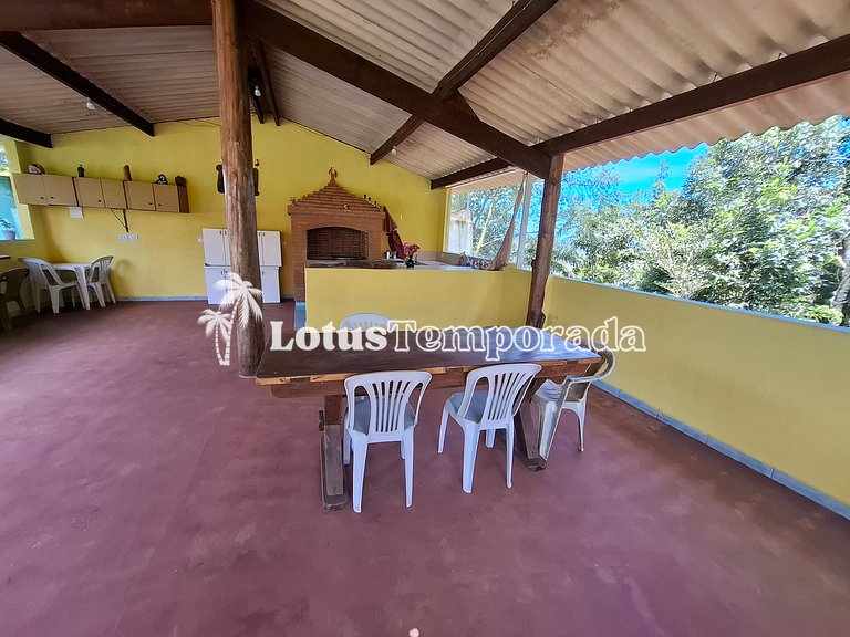 Chácara de temporada com piscina e Lazer LT0080