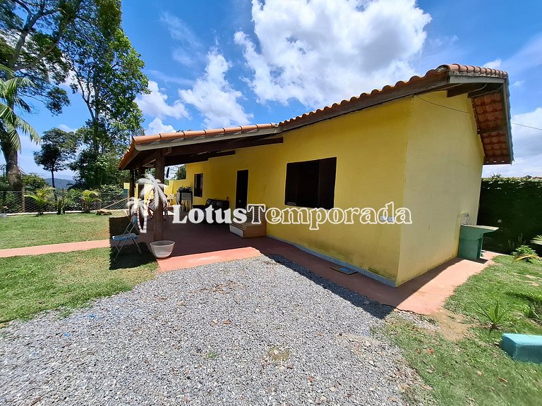 Chácara de temporada com piscina e Lazer LT0080